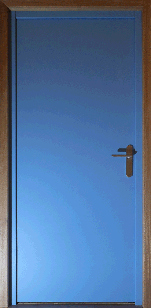 Signalétique du Refuge de Terre Rouge à Valmeinier : animation de la signalétique sur la porte d’accès aux douches.